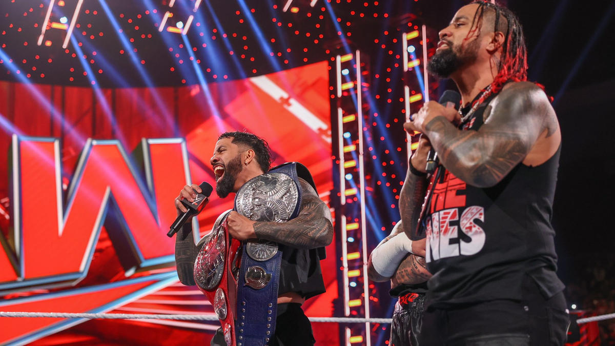 The Usos no iban a ser Campeones Indiscutibles WWE | Superluchas
