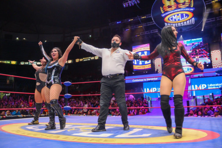 La Catalina debutó en el CMLL Superluchas