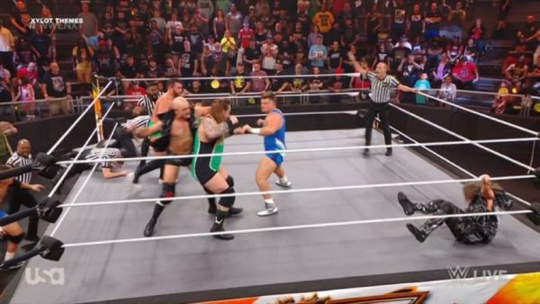 Gallus vs The Creed Brothers vs The Dyad en WWE NXT 18 de abril 2023 Gallus vs The Creed Brothers vs The Dyad en WWE NXT 18 de abril 2023