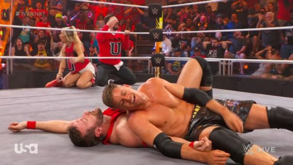 Grayson Waller y Duke Hudson en WWE NXT 11 de abril 2023 Grayson Waller y Duke Hudson en WWE NXT 11 de abril 2023