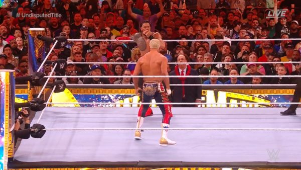 Roman Reigns y Cody Rhodes en WrestleMania 39 Roman Reigns y Cody Rhodes en WrestleMania 39