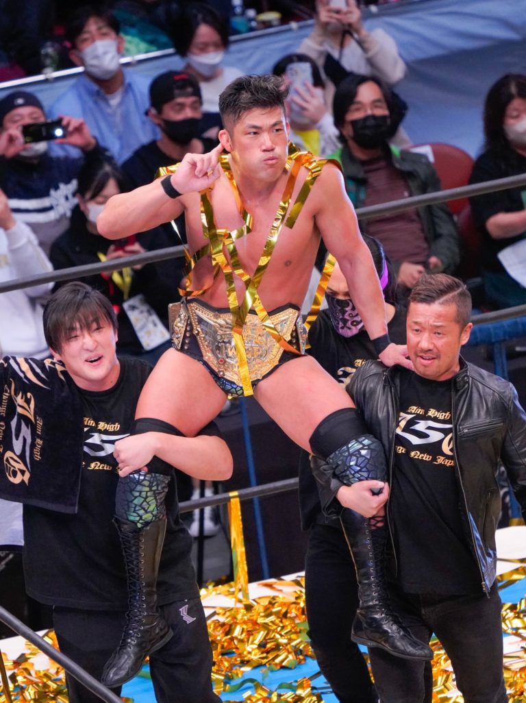 SANADA gana el Campeonato Mundial de Peso Completo IWGP de manos de Kazuchika Okada en NJPW Sakura Genesis 2023 SANADA gana el Campeonato Mundial de Peso Completo IWGP de manos de Kazuchika Okada en NJPW Sakura Genesis 2023