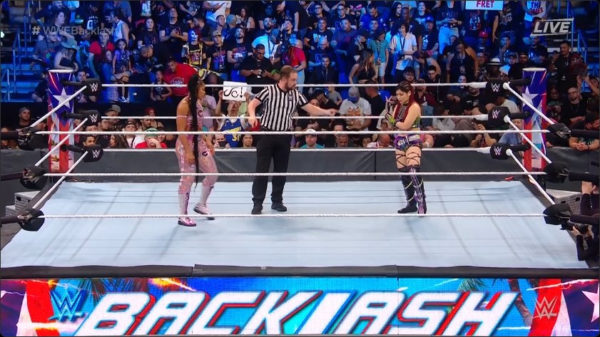 Bianca Belair vs Iyo Sky