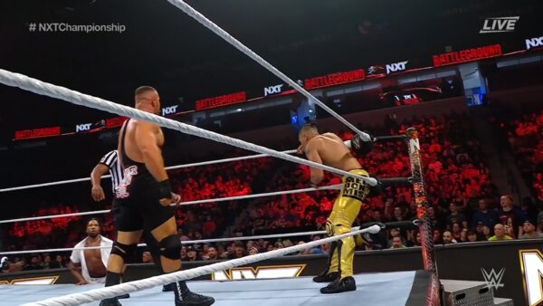 Carmelo Hayes vs Bron Breakker en NXT Battleground 2023 Carmelo Hayes vs Bron Breakker en NXT Battleground 2023