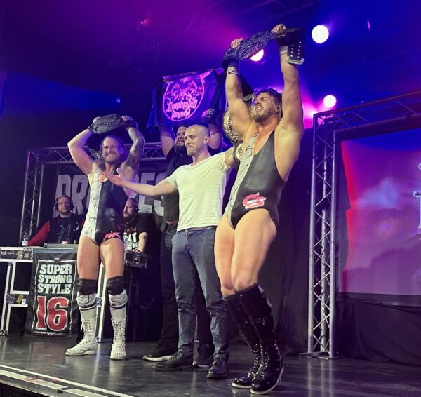Dominatus Regnum en la segunda jornada del Super Strong Style 16 2023 de PROGRESS Twitter @jrg1990 Dominatus Regnum en la segunda jornada del Super Strong Style 16 2023 de PROGRESS Twitter @jrg1990