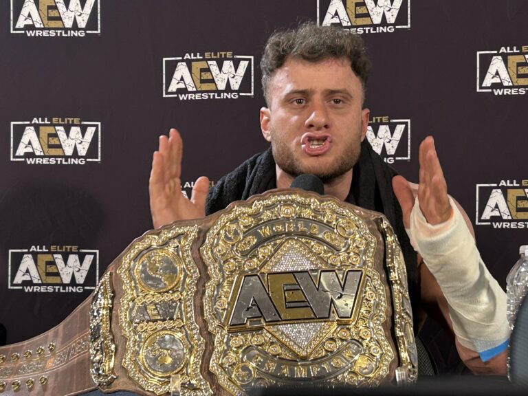 MJF en la conferencia de prensa después de AEW Double or Nothing 2023 MJF en la conferencia de prensa después de AEW Double or Nothing 2023