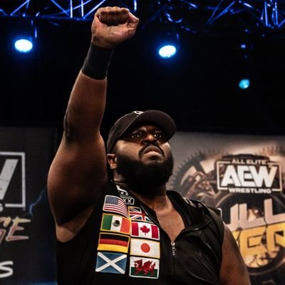 Shane Taylor en AEW Twitter @shane216taylor