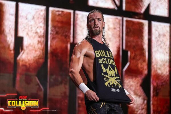 Jay White en el debut de AEW Collision