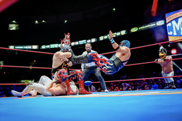 Mephisto vs Hechicero