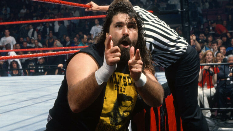Mick Foley como Cactus Jack