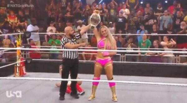 Tiffany Stratton en WWE NXT 27 de junio 2023