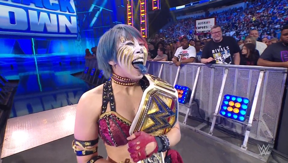 WWE SmackDown 14 de julio de 2023 011 Asuka Campeona WWE
