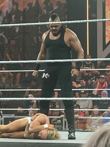 Dabba-Kato ataca a Tyler Bate en NXT (15/08/2023) / WWE