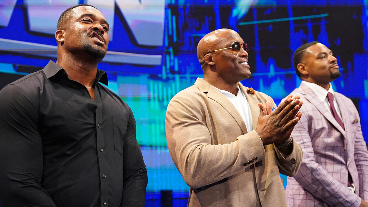 Bobby Lashley y The Street Profits, nuevo trío de WWE