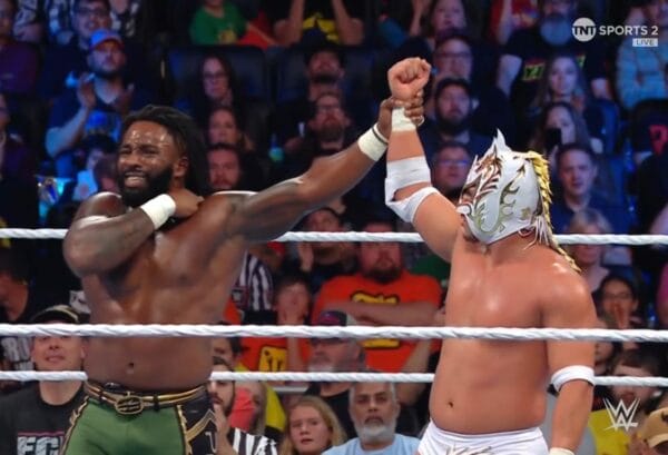 Superluchas - Cedric Alexander y Dragon Lee