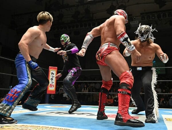 Superluchas - Un grupo de luchadores en un ring de lucha libre, participando en la “Super Jr Tag League 2023” de NJPW los días 2 y 3.