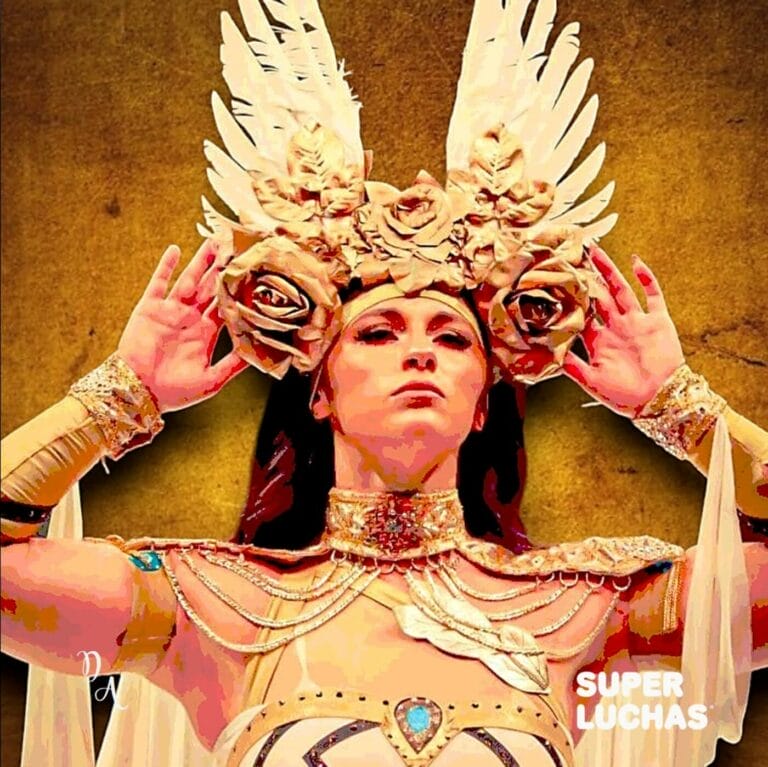 Superluchas - Una mujer con un disfraz con alas en la cabeza llamada Megan Bayne, ya tendría contrato con AEW.
