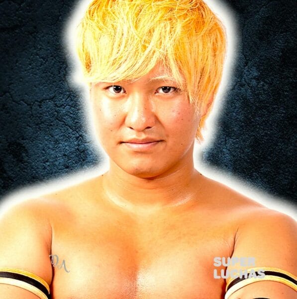 Superluchas - Luchador japonés de cabello amarillo posando para una foto.

Palabras clave: luchador, pelo amarillo.
