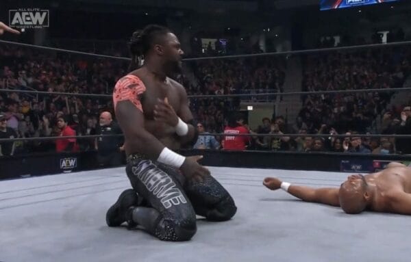 Superluchas - Victoria de Swerve Strickland sobre Jay Letha en el ring de lucha libre del AEW Continental Classic.