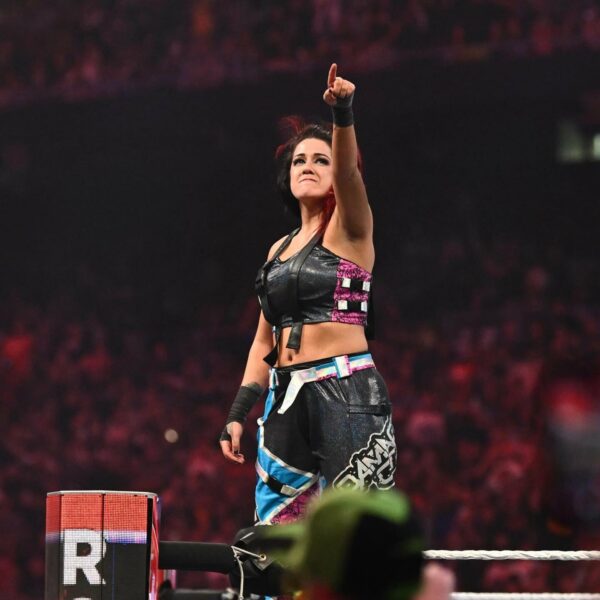 Bayley recuerda su victoria en Royal Rumble | Superluchas