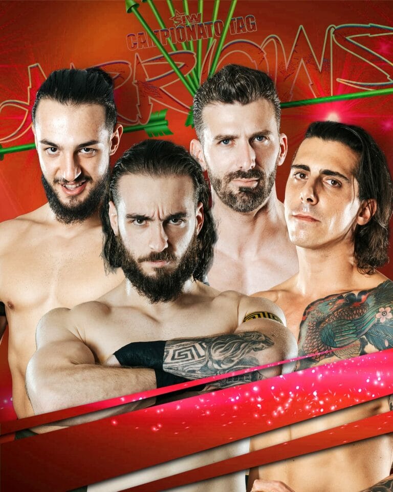 Superluchas - Los luchadores italianos posan sobre un fondo rojo.