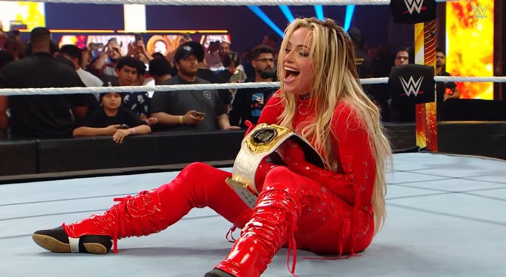 Liv Morgan nueva Campeona Mundial WWE en Queen and King of the Ring 2024 (25.05.2024) - WWE