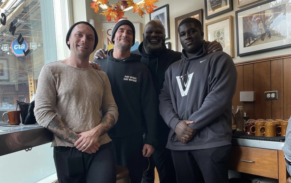 Danhausen, CM Punk, Mark Henry y Jacob Henry