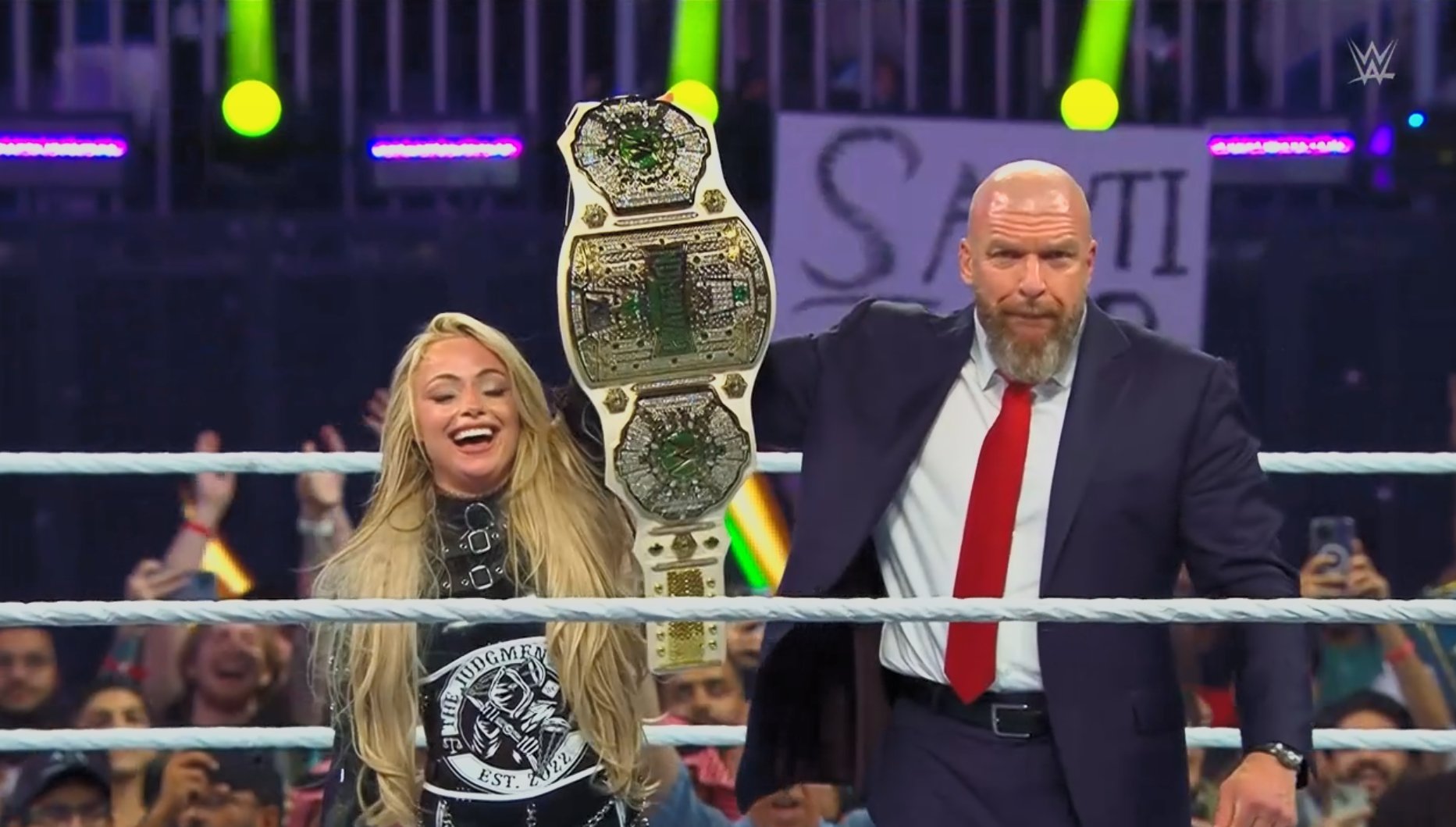 Liv Morgan se corona como la primera Campeona Crown Jewel 2024 tras vencer a NIa Jax en WWE Crown Jewel 2024 (02.11.2024) - WWE