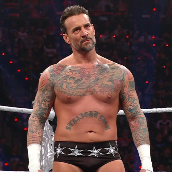 CM Punk en el debut de Raw en Netflix (06 de enero de 2024) - WWE