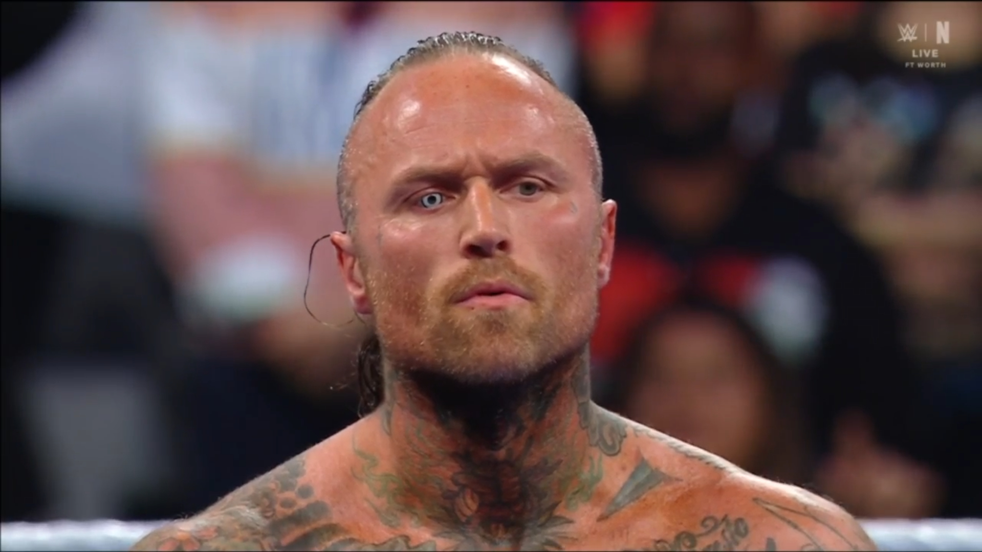 WWE SmackDown 25 de abril de 2025 Aleister Black (Malakai Black) hace su regreso a WWE - WWE 3