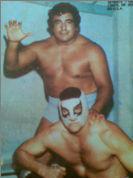 Cien Caras y Halcón Ortiz