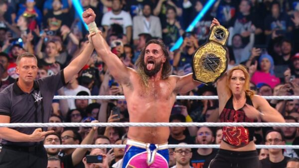 Clash in Paris 2025 Seth Rollins Campeón Mundial de Peso Completo Becky Lynch