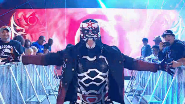Penta el Cero Miedo WWE Raw 18 de agosto