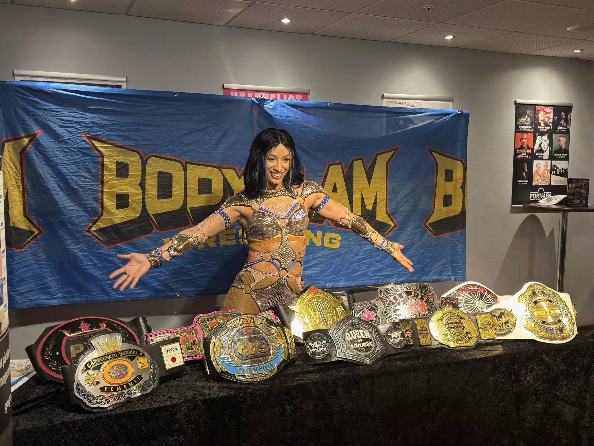 Mercedes Moné, de AEW, con 10 campeonatos (11 octubre 2025)