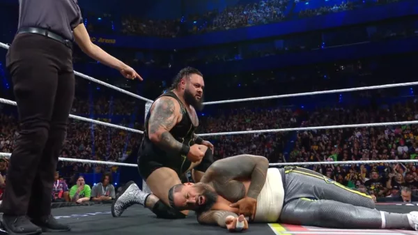 WWE Raw 13 octubre 2025 Big Bronson Reed Jimmy Uso