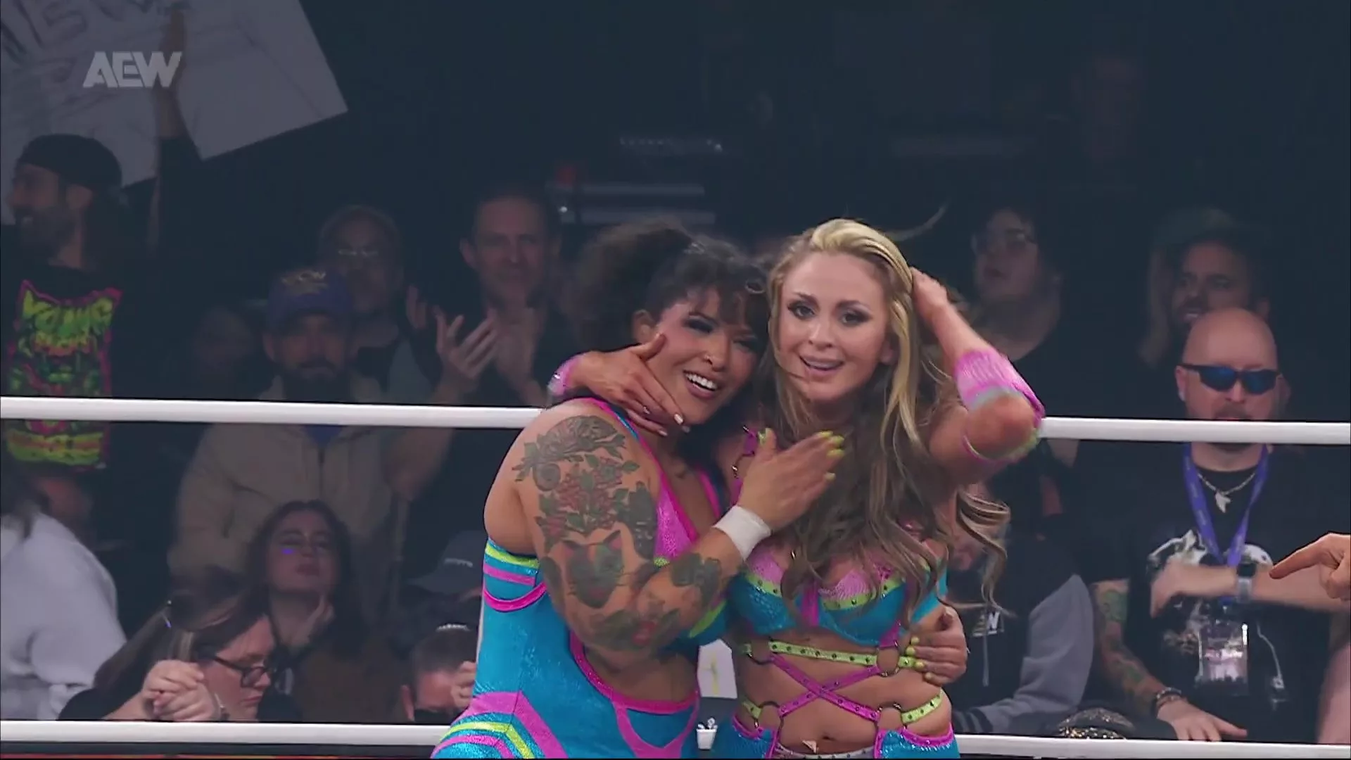 AEW Dynamite 26 noviembre 2025 Willow Nightingale Harley Cameron