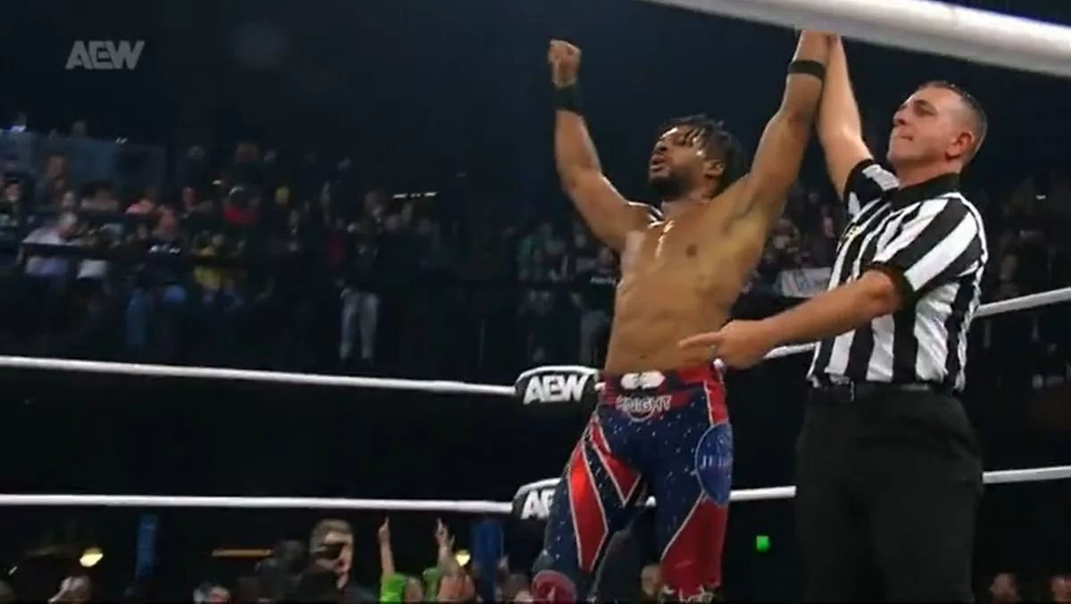 Kevin Knight en AEW DYNAMITE 26 de noviembre 2025