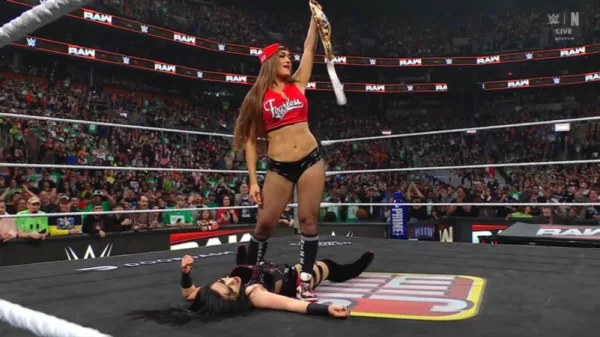 WWE Raw 10 de noviembre de 2025 Nikki Bella Roxanne Pérez