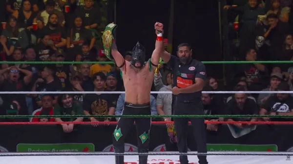 AAA Guerra de Titanes 2025 Laredo Kid Campeón de Peso Crucero AAA