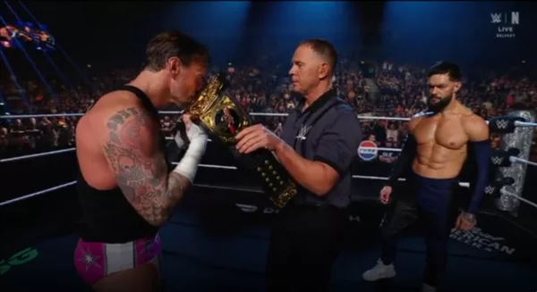 WWE Raw 19 enero 2026 CM Punk Finn Bálor