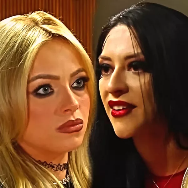 Liv Morgan Stephanie Vaquer DESTACADAS SÚPER LUCHAS