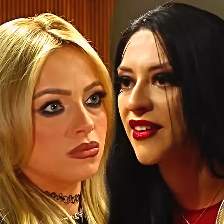 Liv Morgan Stephanie Vaquer DESTACADAS SÚPER LUCHAS