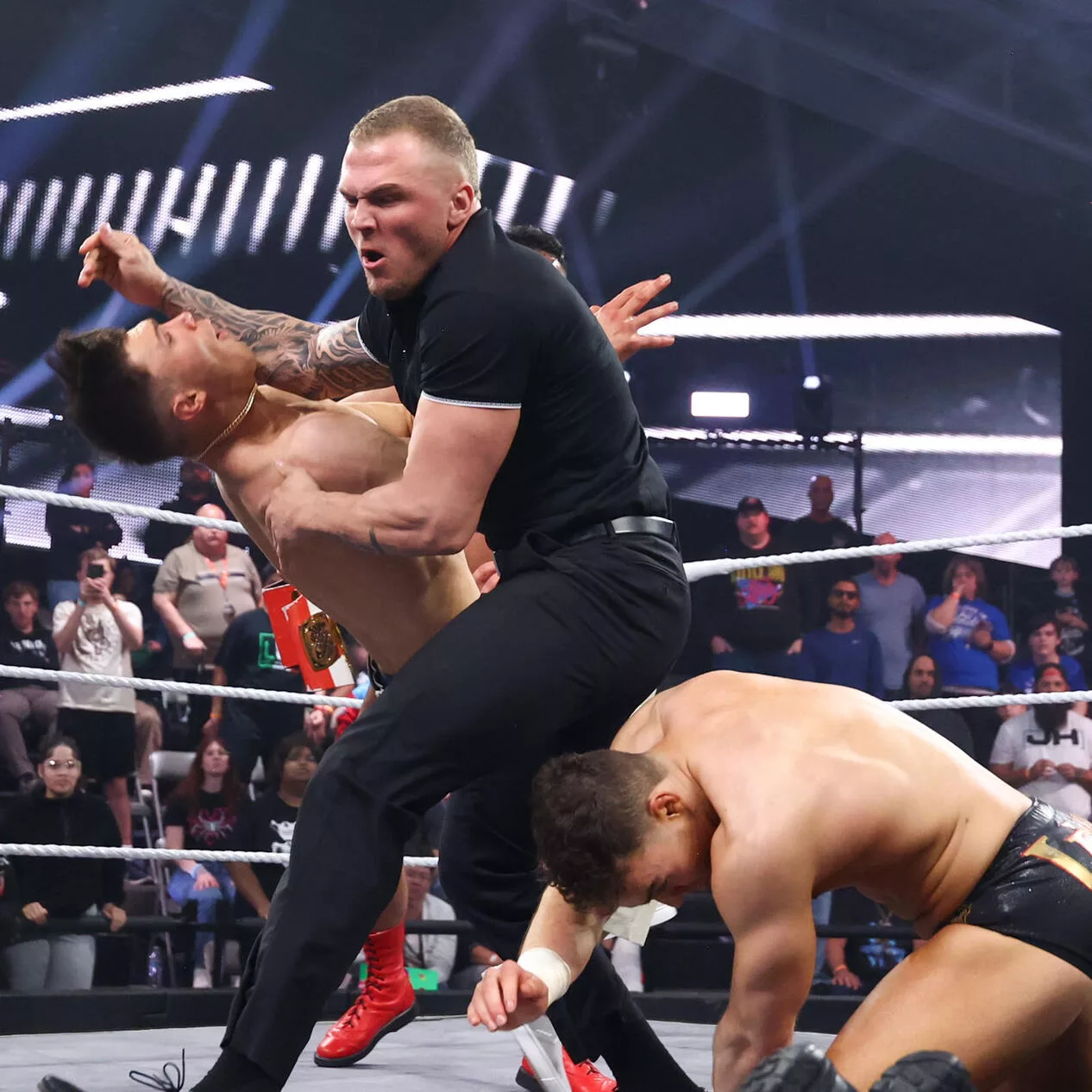 Myles Borne Ethan Page WWE NXT 17 febrero 2026