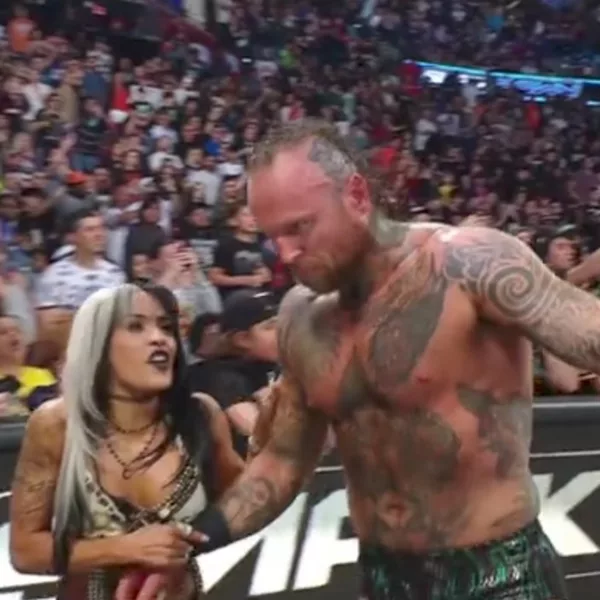 Zelina Vega Aleister Black DESTACADAS SÚPER LUCHAS