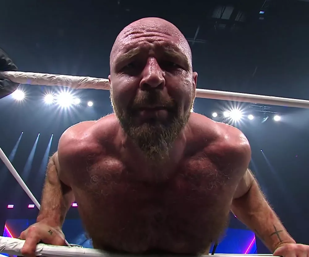 Jon Moxley supera a Hechicero lucha por oportunidar por el Campeonato Continental AEW
