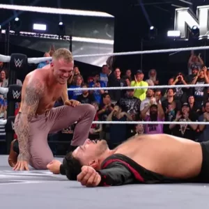 Myles Borne Ethan Page DESTACADAS SÚPER LUCHAS