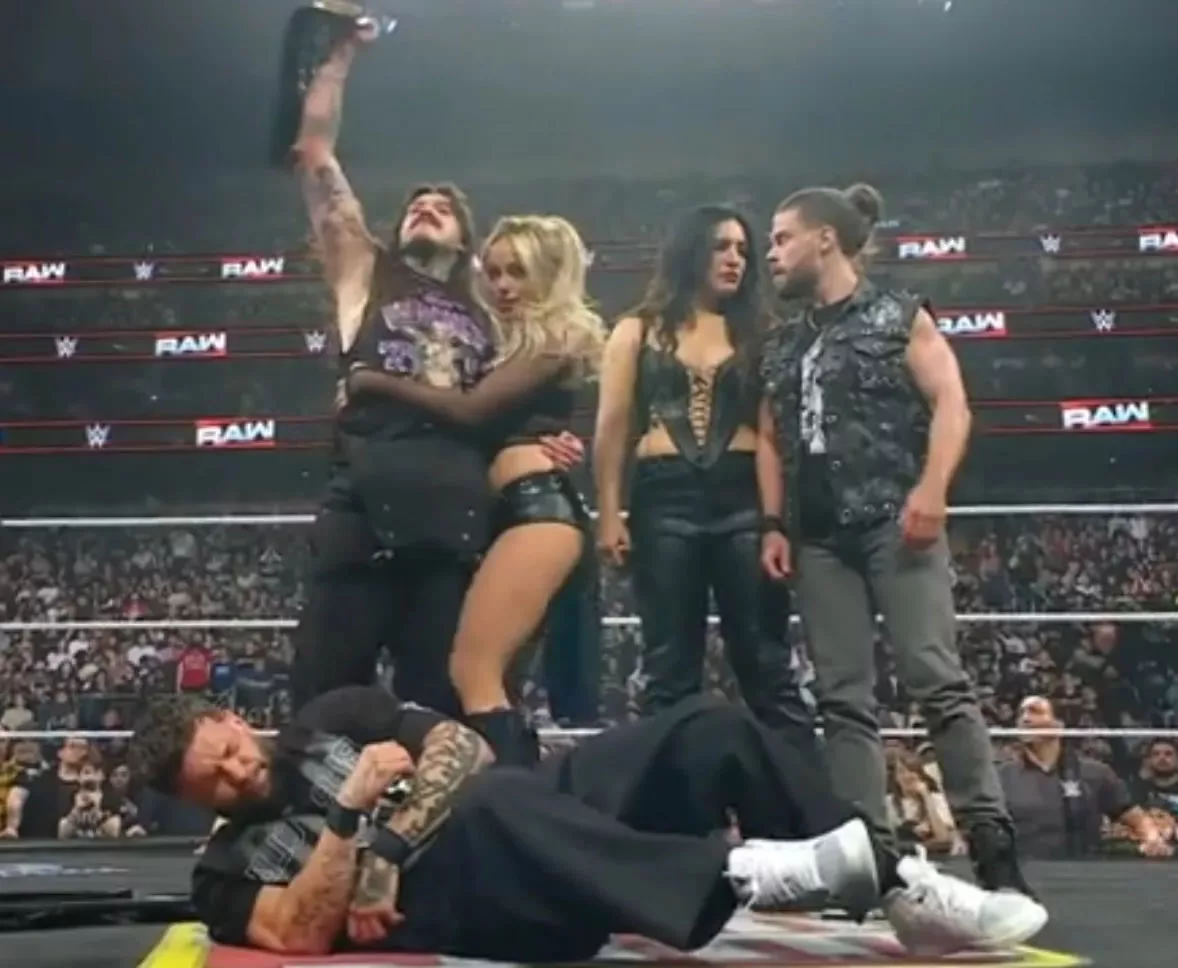 Finn Bálor es expulsado de The Judgment Day