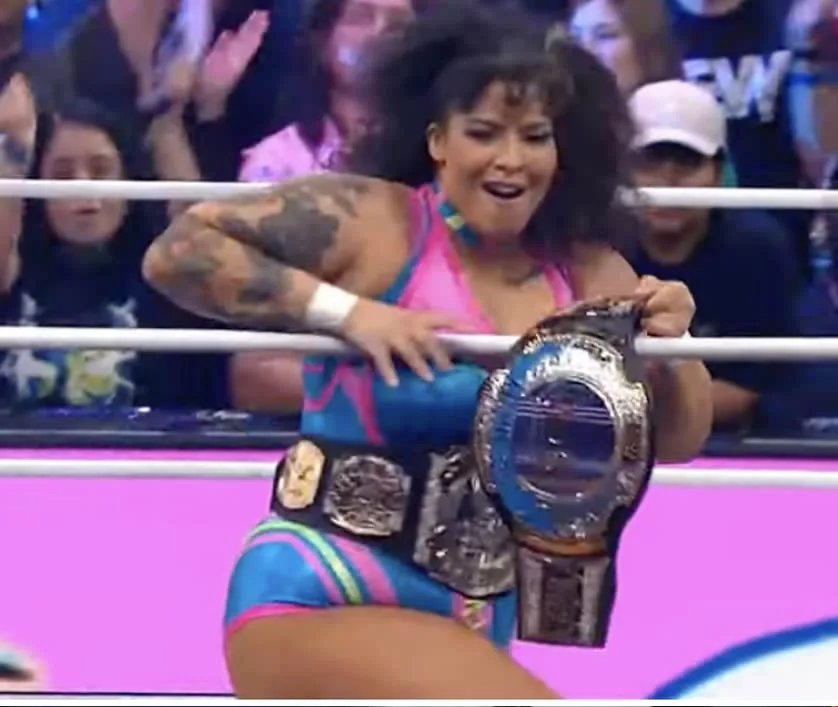 Willow Nightingale retiene el Campeonato TBS ante Lena Kross