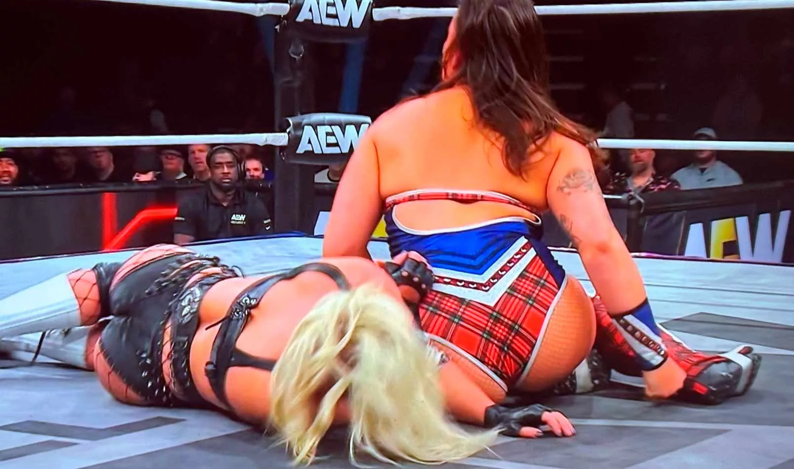 AEW Collision 16 de abril 2026.