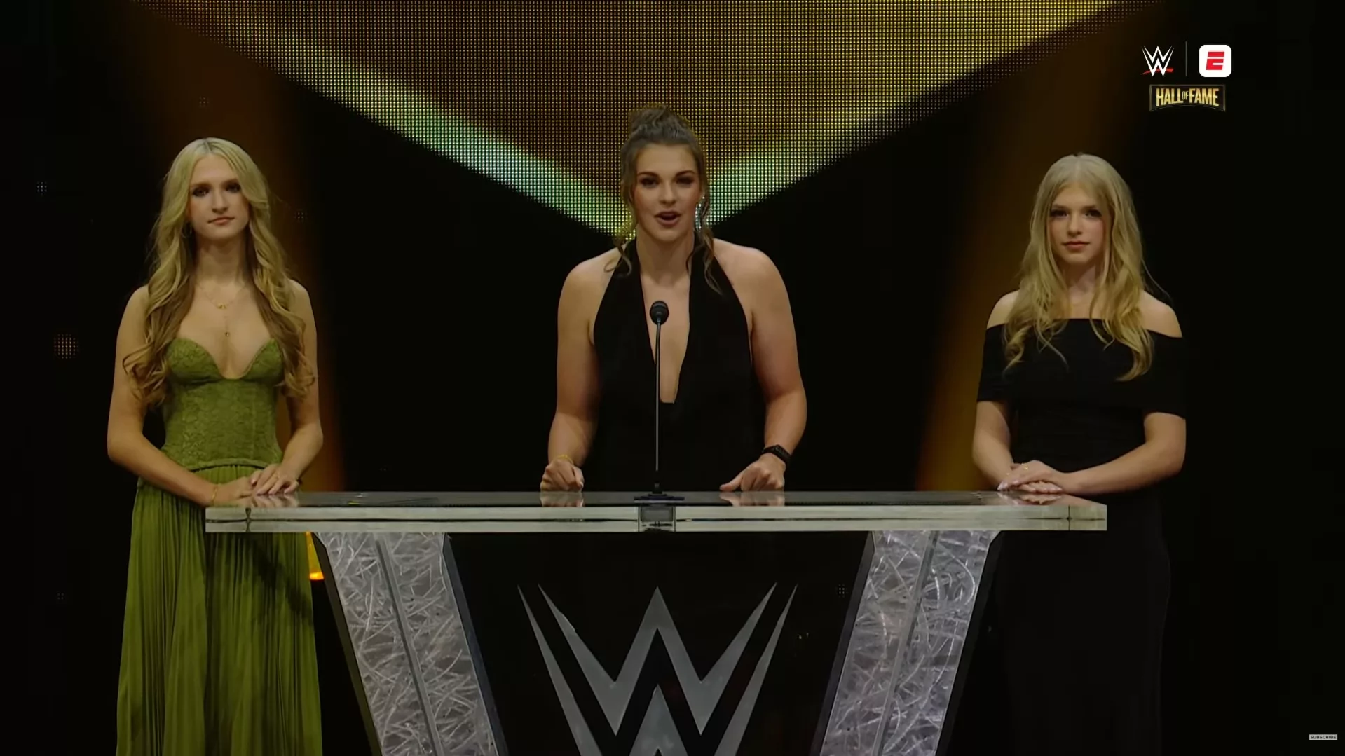 Hijas de Stephanie McMahon y Triple H